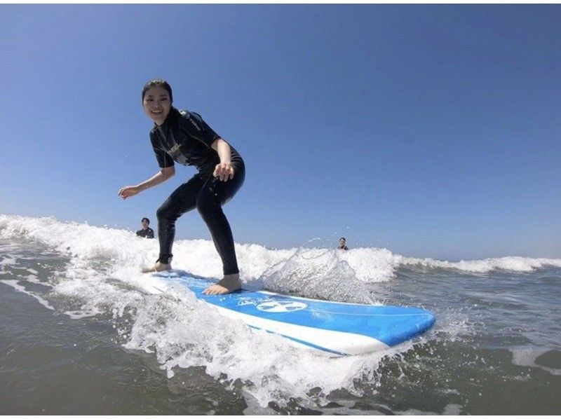 Spring sale underway! [Surfing rental] For those who want to practice slowly and independently ☆ You can practice on the sea in front of the shop!の紹介画像