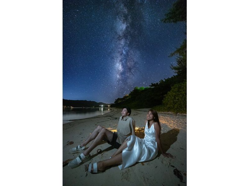 [Okinawa/Ishigaki Island] Spring sale underway! ★Completely reserved starry sky photo★ Guided by a professional photographer! Includes explanation of the starry sky using a laser pointer!の紹介画像