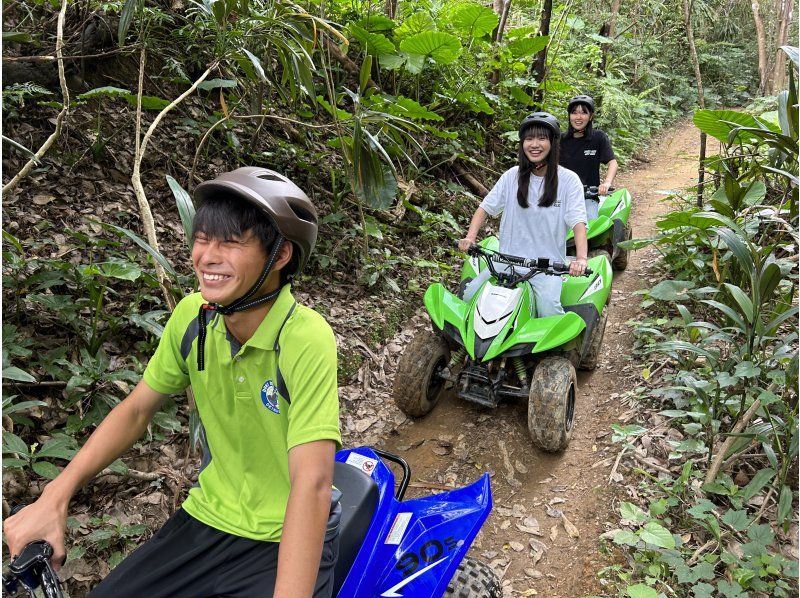 【沖縄 北部 名護】ジャングルバギー★4歳～参加OK☆美ら海水族館へのアクセス抜群★やんばるの森をガッチリ体感☆初心者でも安心☆ATV　　　の紹介画像