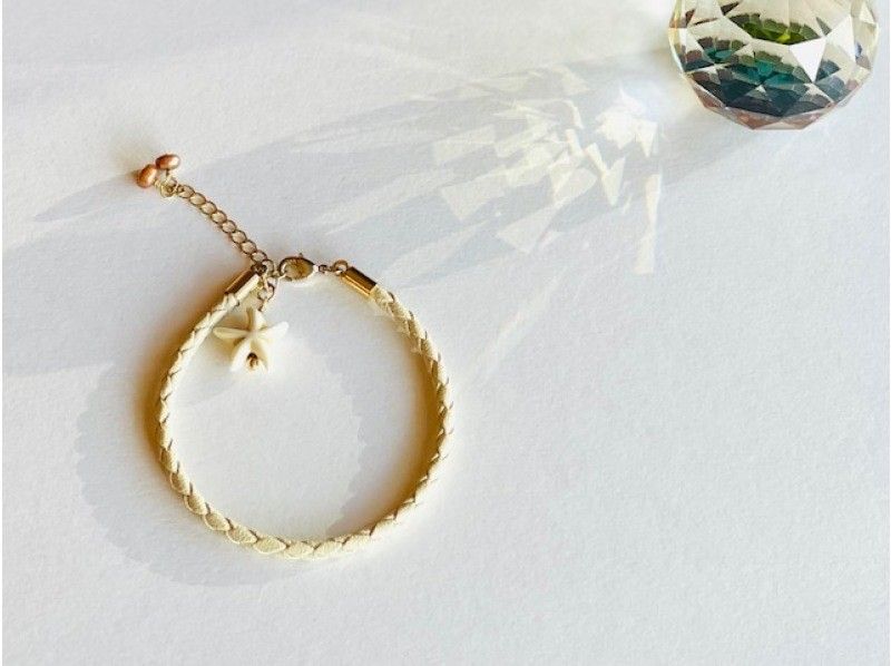 【福岡・糸島】アクセサリー制作体験  人気「革ひものブレスレット作り」初心者OK！思い出作りに♡の紹介画像