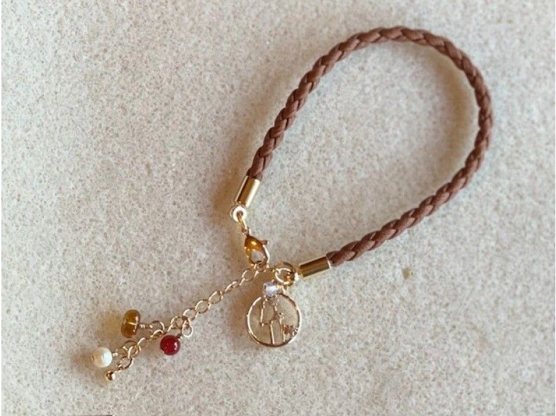 【福岡・糸島】アクセサリー制作体験  人気「革ひものブレスレット作り」初心者OK！思い出作りに♡の紹介画像