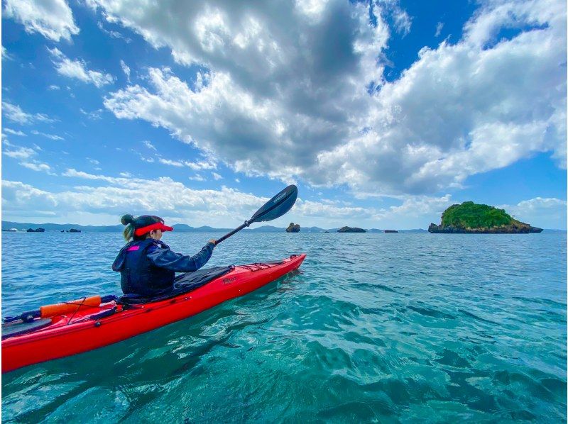 [Okinawa Main Island Northern] Sea kayaking & snorkeling | Yagaji and Kouri Island crossing tour