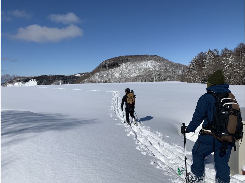 【長野県・飯山】斑尾高原スノーシューハイキング！大雪原と湖上を巡る贅沢コース＜半日コース＞の紹介画像