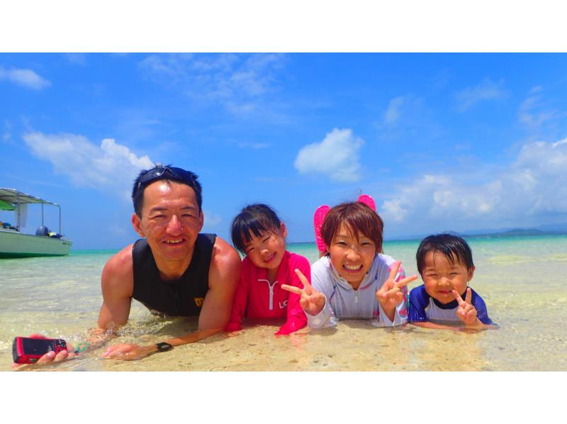 [Local meeting only / Ishigaki Island] Phantom island tour | Non-swimmers welcome | Drone photography included | Snorkeling & Taketomi sightseeing options available | Up to 25% off tickets to each remote islandの紹介画像