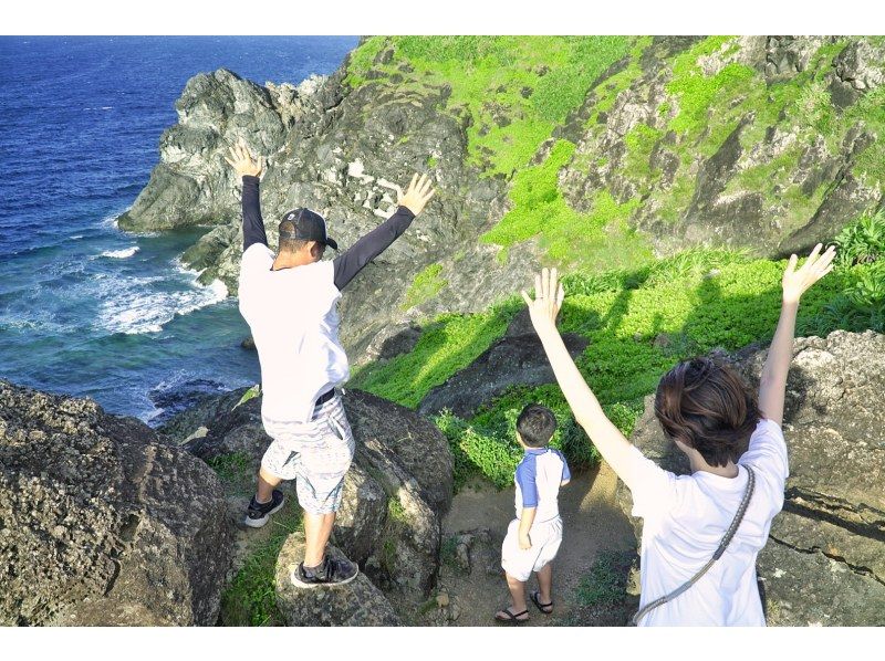 秘境ミステリーフォトツアー☆手つかずの屋良部半島＆川平湾巡り☆冒険の始まり！人気スポット＆絶景テラスで美景を遊び尽くそう♪ミステリープラン☆の紹介画像