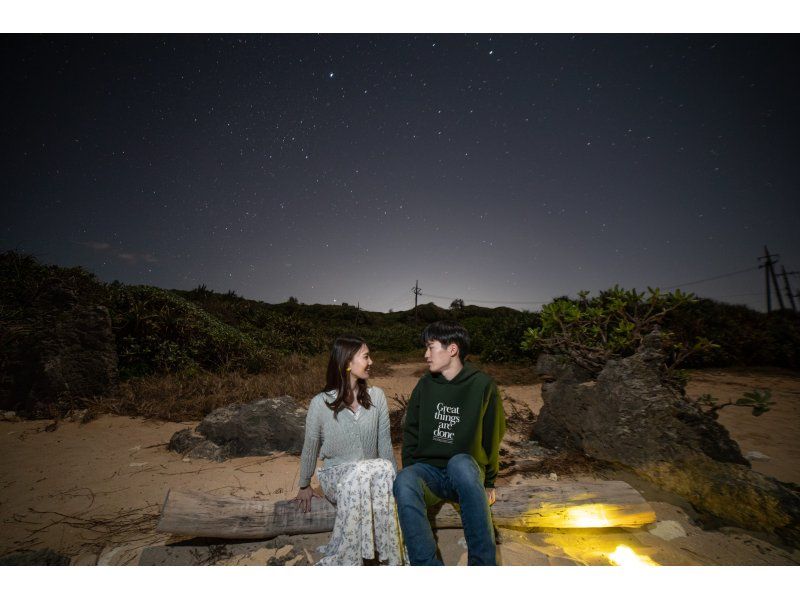 ＜Okinawa, Kouri Island＞ Starry sky photo and space walk in Kouri Island. Each participant will have their photo taken with the stars in the background. It's a great surprise for families, couples, and friends.の紹介画像