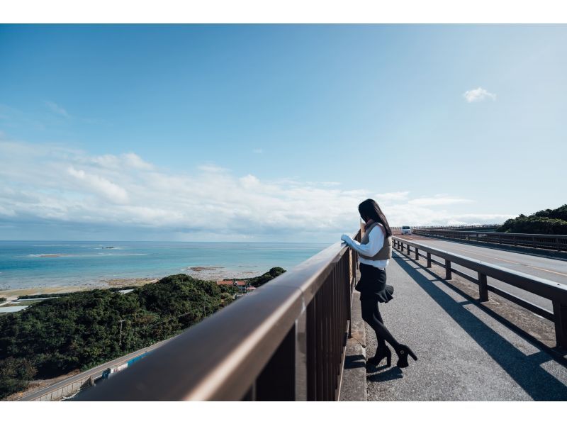 SALE <Okinawa, Southern Chinen, Niraikanai Bridge, Ojima> Selectable Photo Tour in Southern の紹介画像