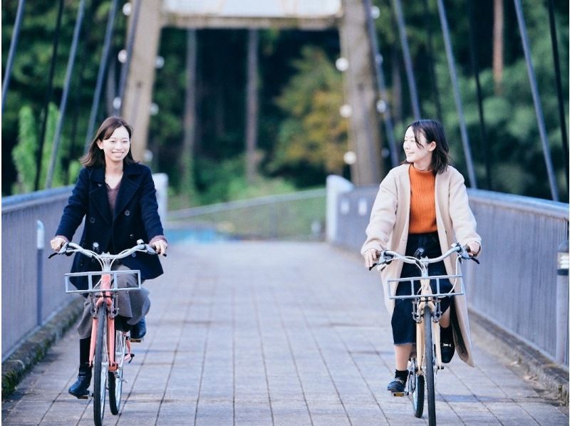 【東京・武蔵五日市】"東京の清流と秘境"ガイドツアー：電動サイクリングとリバートレッキングで 秋川渓谷を満喫！地域一番人気の看板ツアーですの紹介画像
