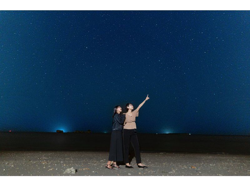 ＜Okinawa, Uruma City＞ Starry sky photo and space walk in Ikei Island or Undersea road + Hamahigaの紹介画像