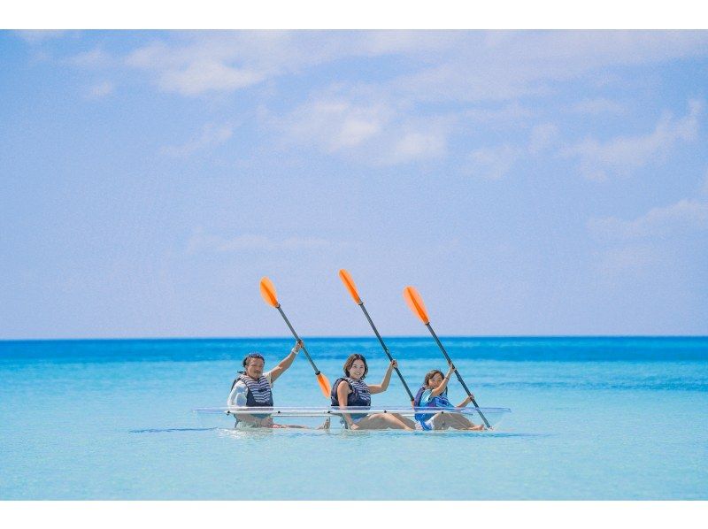 [Miyakojima/Half-day] [Very satisfying plan] [Clear kayak & snorkeling tour] [Drone photography included] A plan where you can experience clear kayaking and snorkelingの紹介画像