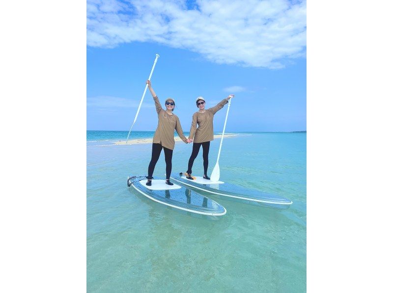 [Okinawa Miyakojima] [Choose between clear SUP or clear kayak tour] [Drone photography included] This plan allows you to choose between the very popular clear SUP or clear kayak!の紹介画像