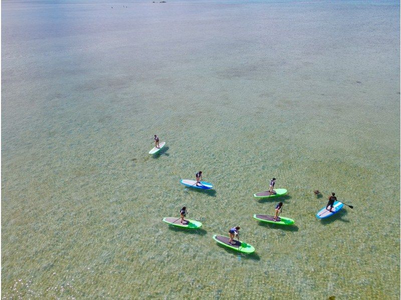奄美大島【当日予約可能】SUP（90分）※ドローン空撮等写真の無料プレゼントあり※お1人様もお任せ下さい☆の紹介画像