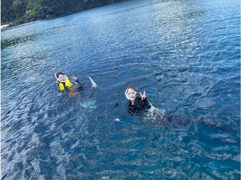 奄美大島　コウトリビーチ【当日予約可能】ボートツアー（120分）★シュノーケルとウェイク又はトーイング付★ドローン等無料撮影付き！の紹介画像