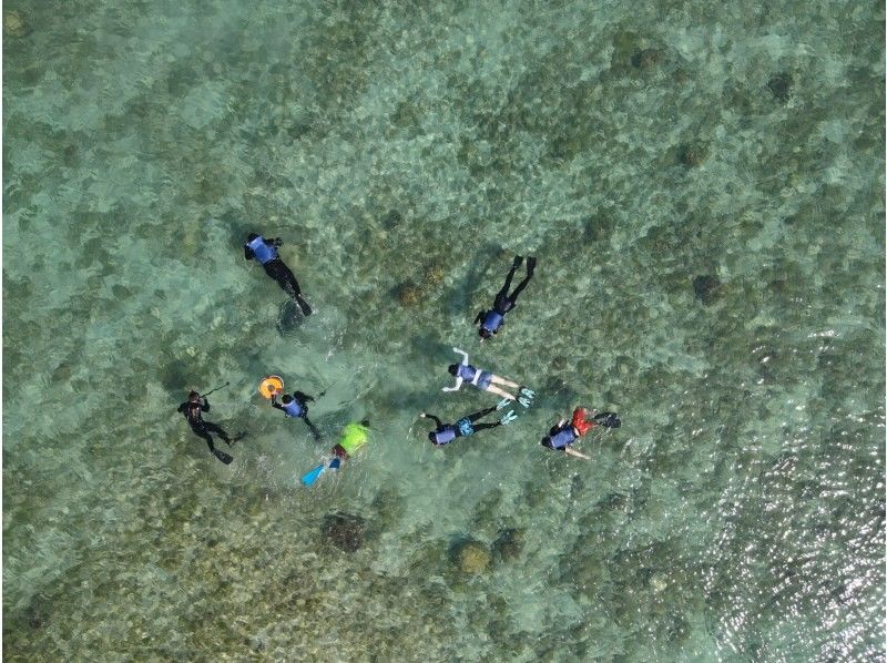 奄美大島　コウトリビーチ【当日予約可能】ボートツアー（120分）★シュノーケルとウェイク又はトーイング付★ドローン等無料撮影付き！の紹介画像