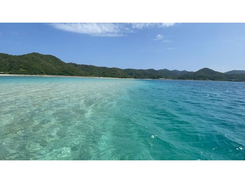 奄美大島★チャンスは年に数度★幻のビーチかくれ浜 クリアカヤックツアー 120分＜ドローン空撮・GoPro動画撮影＞