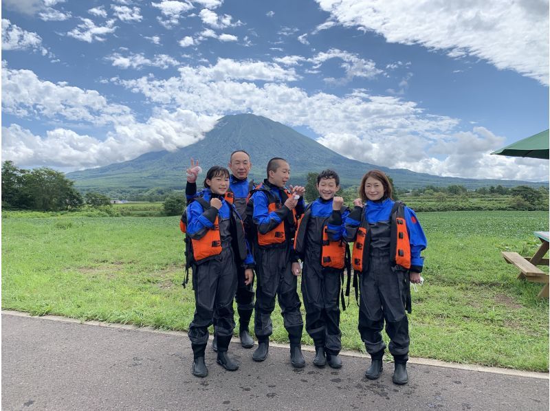 [Hokkaido / Niseko] ★ GW ★ Spring rafting tour (with hot spring ticket and photo) campaign!の紹介画像