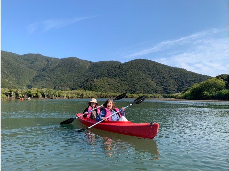 奄美大島【当日予約可能】マングローブカヌー＆ジャングルツアー（180分）日中に大自然を満喫！※口コミ投稿で撮影データ無料プレゼント※の紹介画像