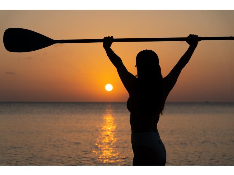 [Miyakojima] Sunset sup tour Let's feel the magical harmony of the sea and the sunset!の紹介画像