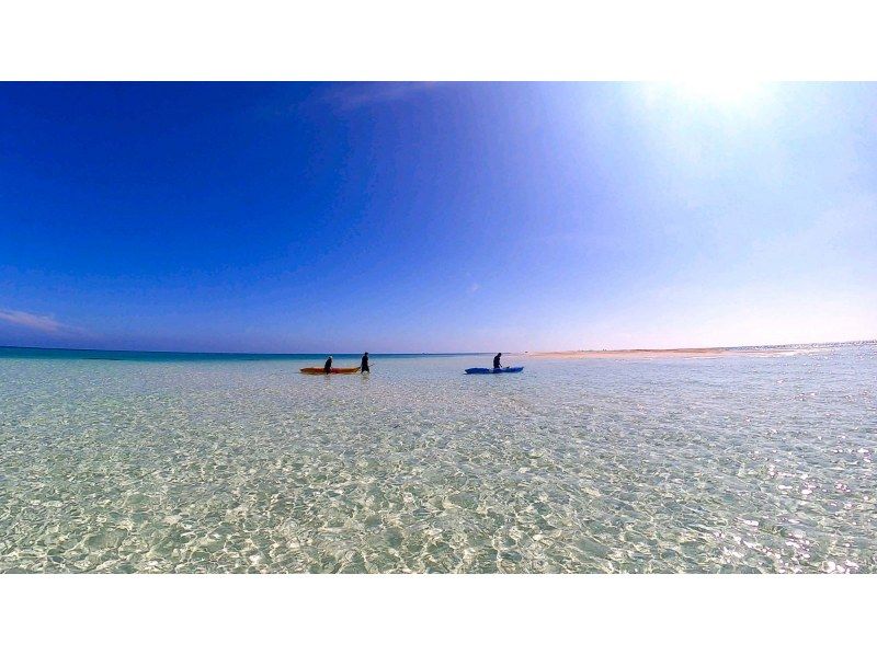 【沖縄・久米島】はての浜上陸カヤックツアー　自力で行くはての浜!!【現地集合プラン　60歳以下限定】の紹介画像
