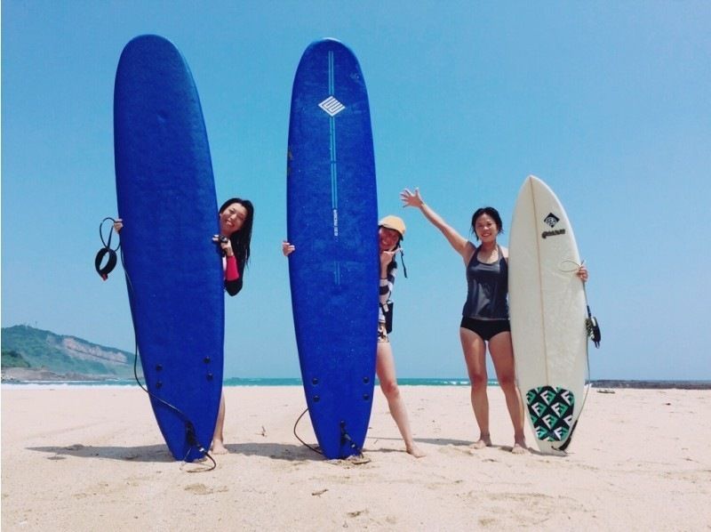 [Play experience surfing] First surfing experience (with insurance) "Kengoria Surf Academy" run by professional surfersの紹介画像