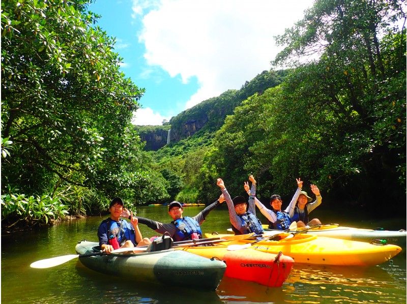 [Iriomote Island - One day] Enjoy Yaeyama soba with a spectacular view. Pinaisara Falls (basin and top of the waterfall) canoe & trekking tourの紹介画像