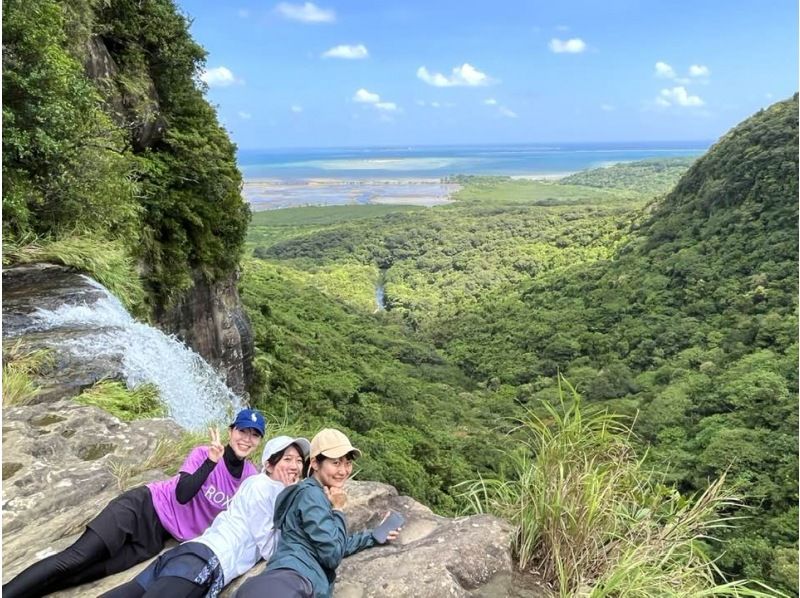 [Iriomote Island - One day] Enjoy Yaeyama soba with a spectacular view. Pinaisara Falls (basin and top of the waterfall) canoe & trekking tourの紹介画像