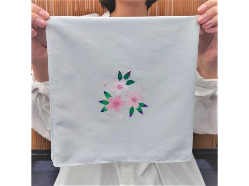 [Ishikawa, Kanazawa] Google Review <★★★★★>! Beginners Welcome! Create your own original work with the Kanazawa Kaga Yuzen coloring experience!の紹介画像