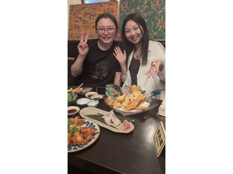 宜野湾発！初心者向けボートフィッシング♪魚は港内の提携店で食べれます☆室内&トイレ完備！の紹介画像