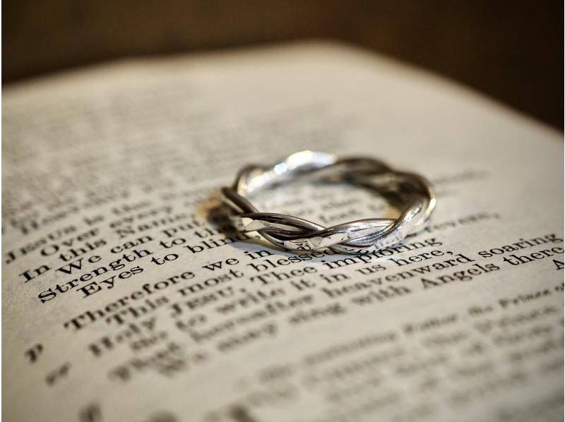 【東京・浅草橋】お子さまからシニアまで、本格的なオリジナルリングが作れるアクセサリーワークショップの紹介画像