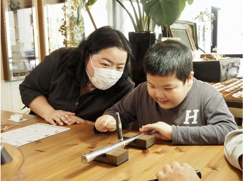 【東京・浅草橋】お子さまからシニアまで、本格的なオリジナルリングが作れるアクセサリーワークショップ