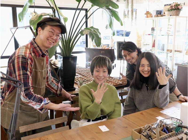 【東京・浅草橋】お子さまからシニアまで、本格的なオリジナルリングが作れるアクセサリーワークショップの紹介画像