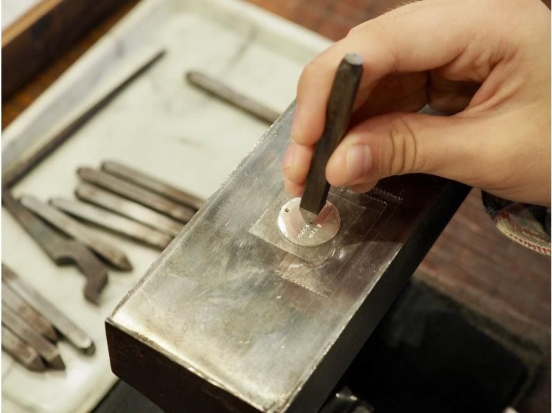 【東京・浅草橋】ネックレスやブレスレットなど、アレンジ自由なチャームが作れるアクセサリーワークショップの紹介画像