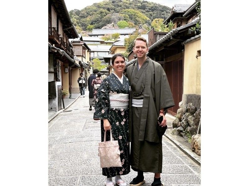 [Kyoto/Kiyomizu Temple] Couple plan For a kimono/yukata date in Kyoto ☆ 5,000 yen for 2 people! Female hair set included♪の紹介画像