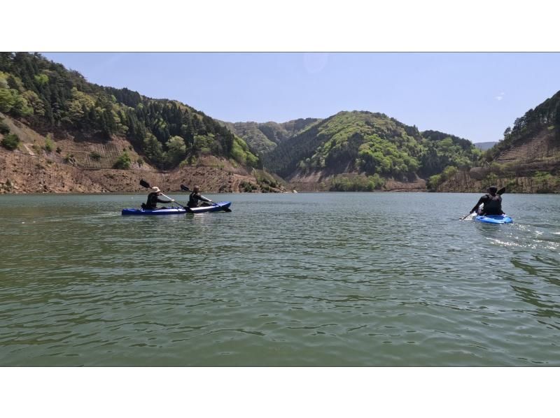 [Fukui/Wakasa] Quick 1.5 hours! Adventure kayaking on Myojin Green Mystical Dam Lake!