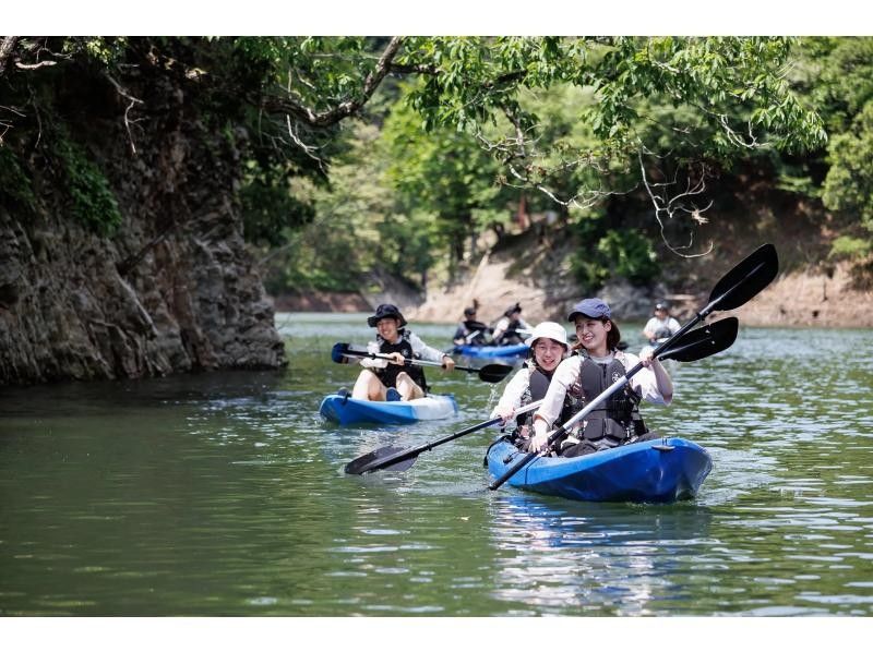 [Fukui/Wakasa] Quick 1.5 hours! Adventure kayaking on Myojin Green Mystical Dam Lake!