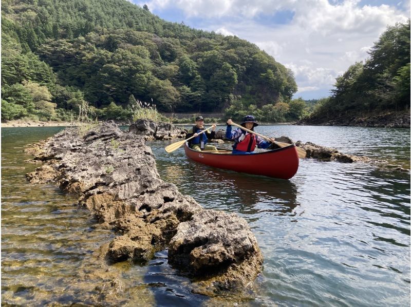 【山梨・精進湖】精進湖のステキな自然と富士山を満喫 ♪ カナディアンカヌー体験！（9：30/13：30）の紹介画像