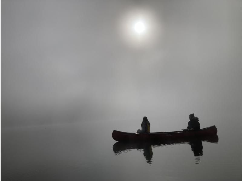 【山梨・精進湖】◎お得な秋割 ♪ 精進湖のステキな自然と富士山を満喫 ♪ カナディアンカヌー体験！（9：30/13：30）の紹介画像
