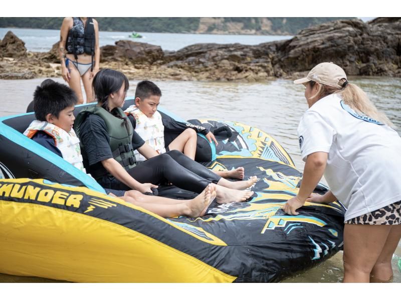 【名護市・今帰仁村・古宇利島】プライベートビーチで最新チューブ3点選び放題！夏の思い出を、自分好みにカスタマイズ。大満足の『Bプラン ♪』