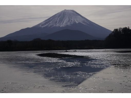 SALE！【山梨・精進湖】秋の精進湖の大自然と富士山を満喫 ♪夕暮れのステキな湖上！カナディアンカヌー体験！写真データ無料☆