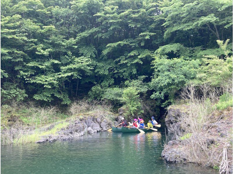 SALE！【山梨・精進湖】夏富士！精進湖の大自然と富士山を満喫 ♪夕暮れの湖上は山陰が気持ちいい ！カナディアンカヌー体験！写真データ無料☆の紹介画像