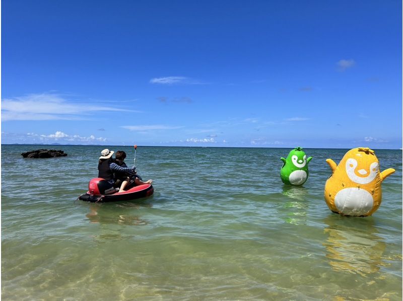 【名護市・今帰仁村・古宇利島】お子様でも運転できる海上ゴーカート♪免許不要のアクアクルーザー！1艇のレンタル料金で2人お楽しみいただけます♪の紹介画像