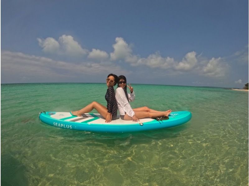 【宮古島】≪SUPヨガ ＆SUPクルージング≫ （2.5時間）体幹も心もととのう水上ヨガ体験！ドローン＆GoPro撮影無料★初心者歓迎の紹介画像