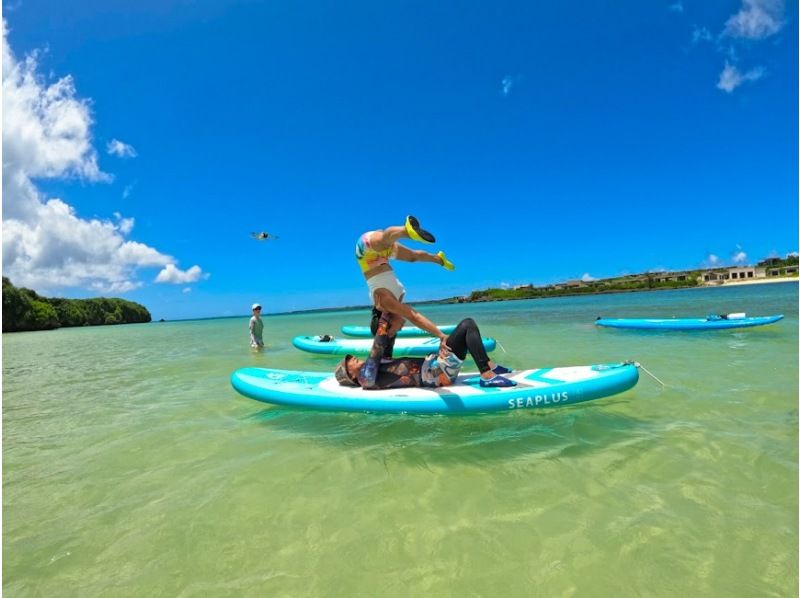 【宮古島】≪SUPヨガ ＆SUPクルージング≫ （2.5時間）体幹も心もととのう水上ヨガ体験！ドローン＆GoPro撮影無料★初心者歓迎の紹介画像
