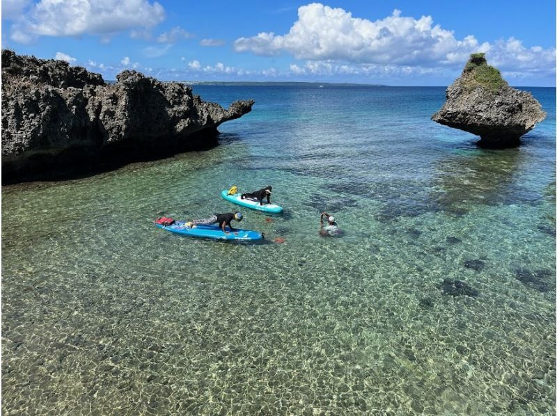 【宮古島】≪SUPヨガ ＆SUPクルージング≫ （2.5時間）《心と身体に癒しの時間》ドローン＆GoPro撮影無料★初心者歓迎の紹介画像