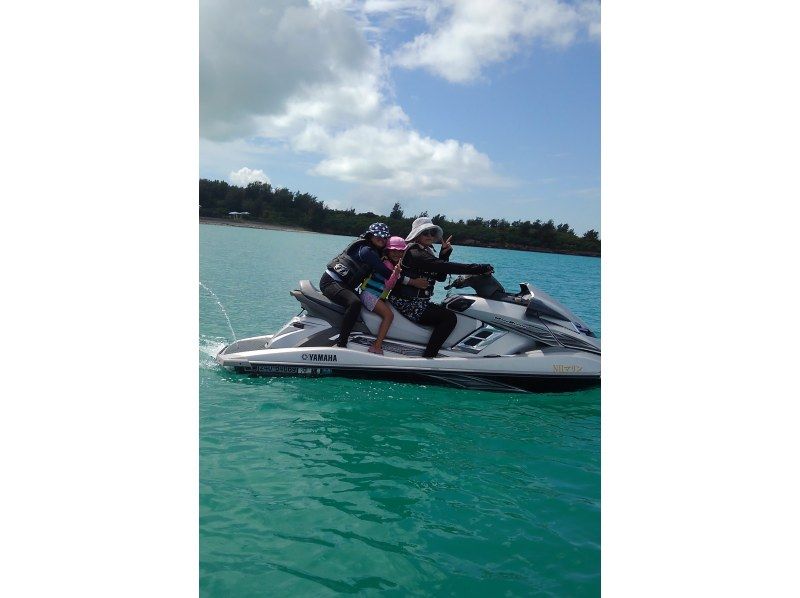 【沖縄・宮古島】☆免許保持者限定☆2時間のガイド付きツーリング　ユニの浜上陸ありの紹介画像