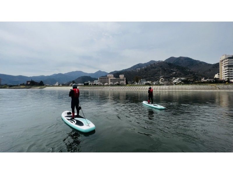 [Nagano・Chikuma] Chikuma River SUP! River SUP on the Chikuma River in front of Togura Kamiyamada Onsenの紹介画像