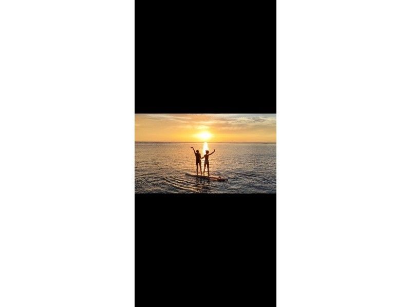 【感動保証】石垣島サンセットSUP＆ドローン空撮!!刻一刻と変わる空と海を特別な1枚にの紹介画像