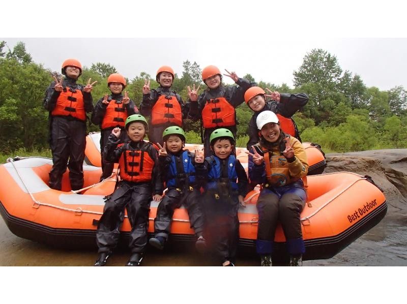 [Hokkaido, Niseko] One boat per group, no sharing! Photo data gift! Fun rafting for everyone! Beginners and children are welcome!の紹介画像