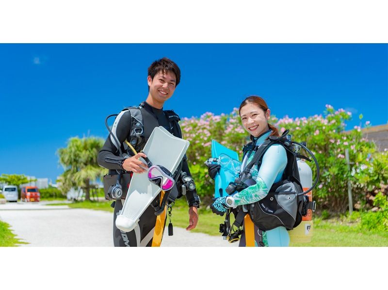 【沖縄・那覇】現地2日間PADIダイビングライセンス取得。女性お一人参加大歓迎！初心者認定27,000名超、国内トップクラスのスクールで安心の紹介画像