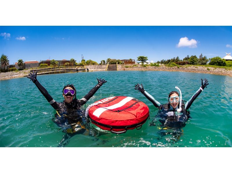 【沖縄・那覇】現地2日間PADIダイビングライセンス取得。女性お一人参加大歓迎！初心者認定27,000名超、国内トップクラスのスクールで安心の紹介画像